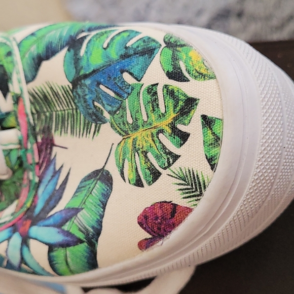 Multicolored tennis. Sneakers. New. SIZE 8 - Picture 6 of 6